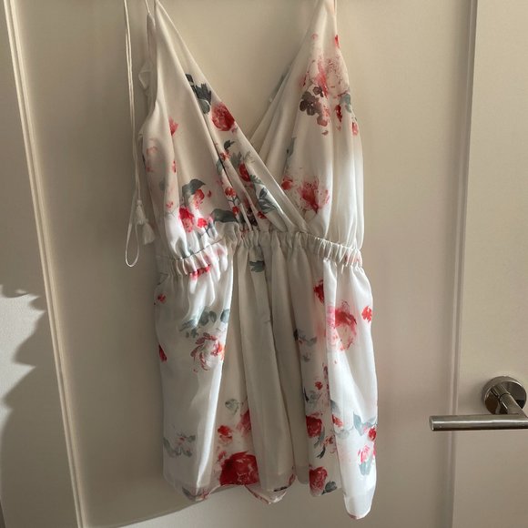 Brand new TJD (The Jetset Diaries) Isabella Romper - Picture 4 of 5